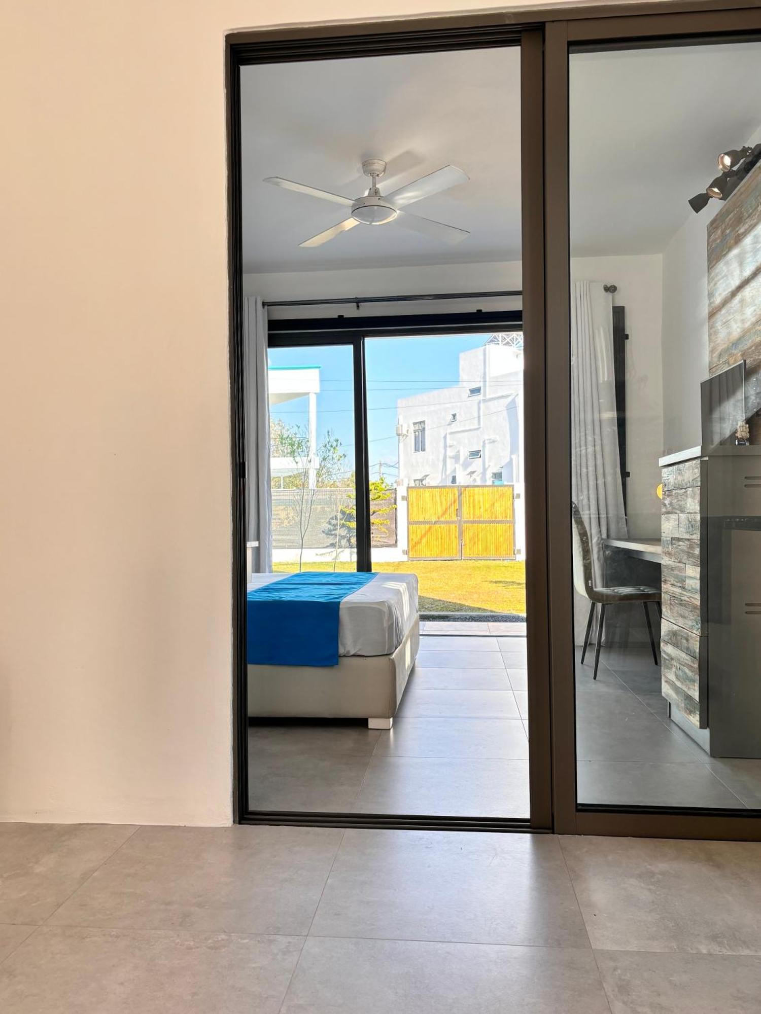 Maison Mont Choisy - One Or Two Bedrooms Apartment Trou aux Biches Zewnętrze zdjęcie